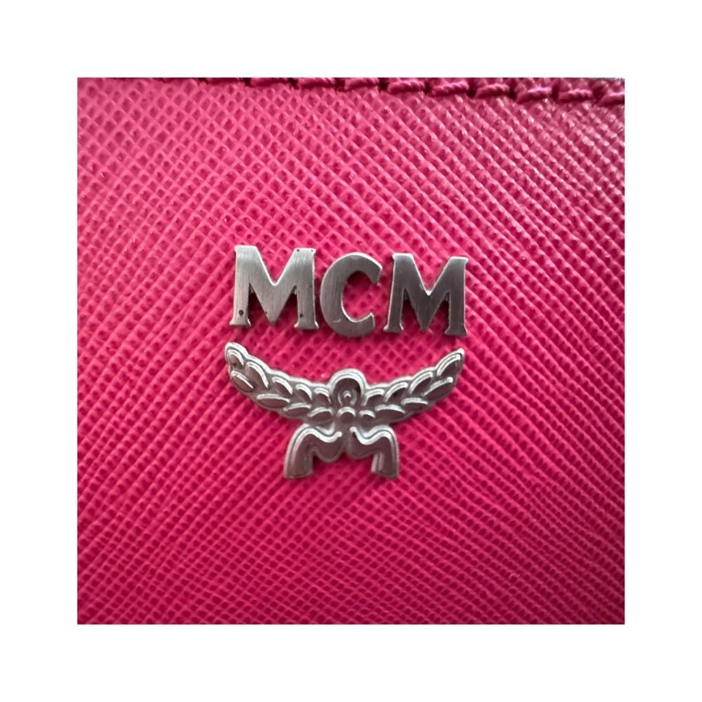 MCM Pink Women's Pink Santino Leather Shoulder/Crossbody bag EUC - Picture 4 of 12
